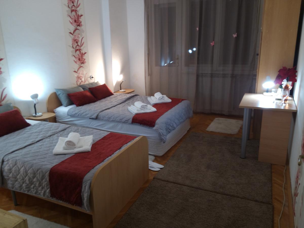 The Most Central Skopje Apartment Exterior photo