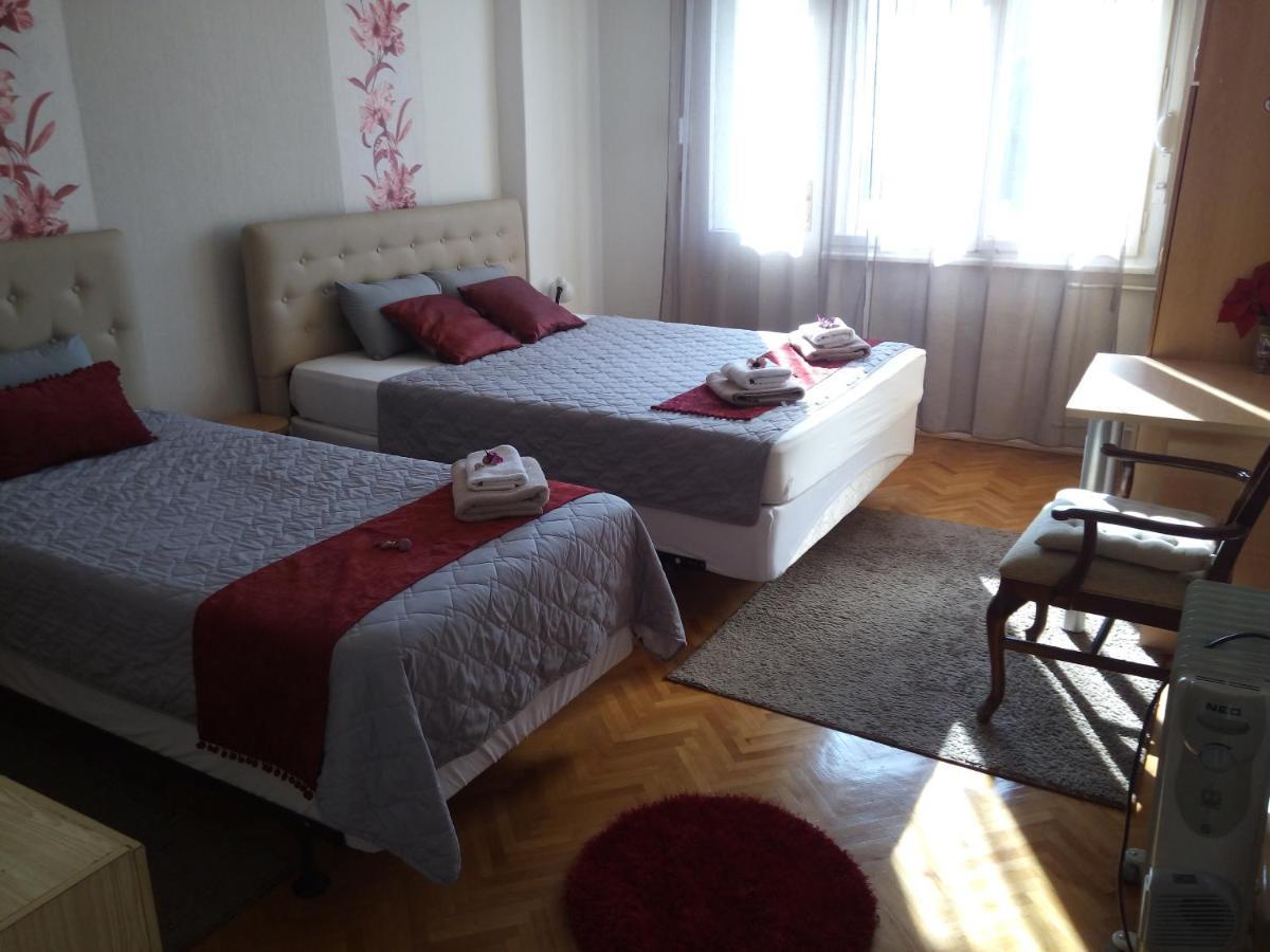 The Most Central Skopje Apartment Exterior photo